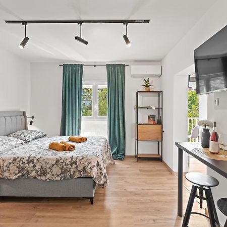 Апартаменты Kala Premium Studio Пореч Экстерьер фото